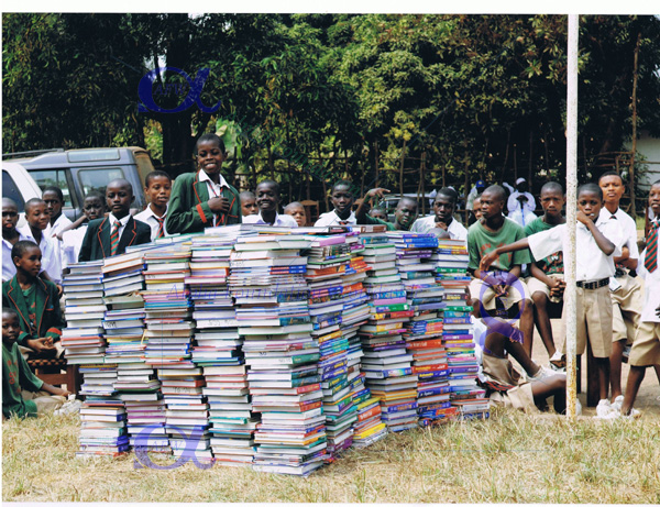 KSS book donation ceremony